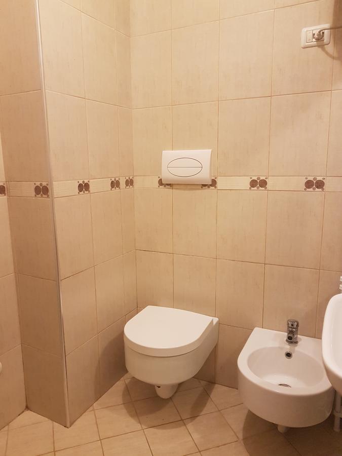 Elegant Apartment In Lungomare - N 23 Vlorë Esterno foto