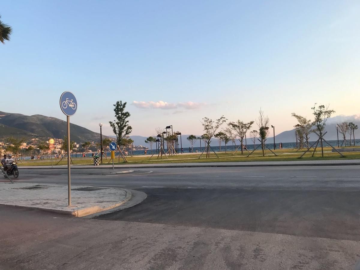 Elegant Apartment In Lungomare - N 23 Vlorë Esterno foto