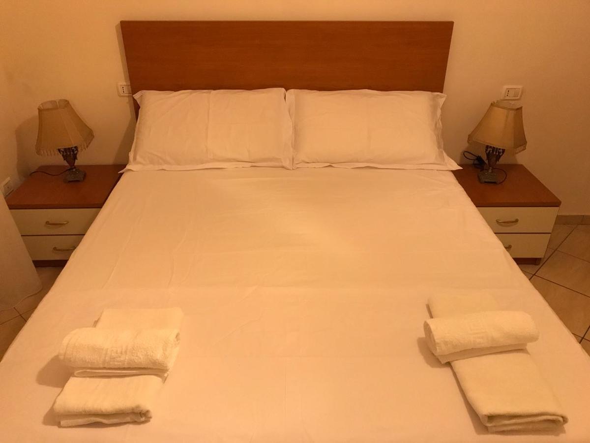 Elegant Apartment In Lungomare - N 23 Vlorë Esterno foto
